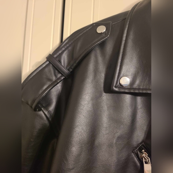 Zara Men's Biker Faux Leather Jacket - Picture 3 of 7